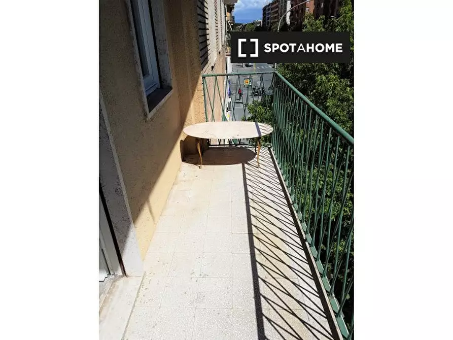 Immagine 3 di Camera condivisa in affitto  in Via delle Cave a Roma