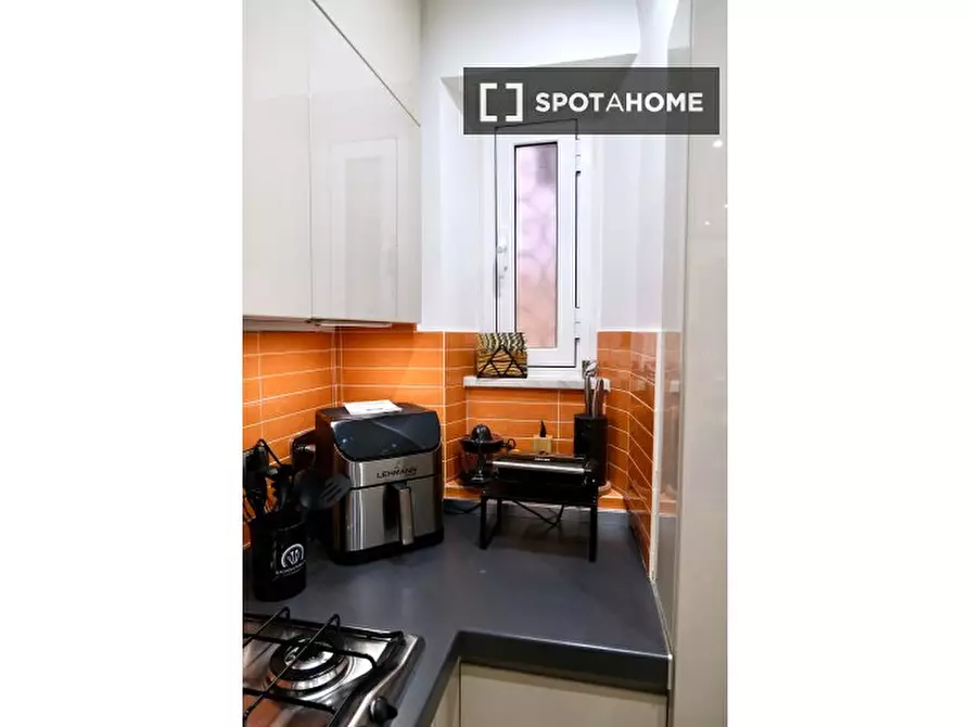 Immagine 16 di Appartamento in affitto  in Via Marghera a Roma