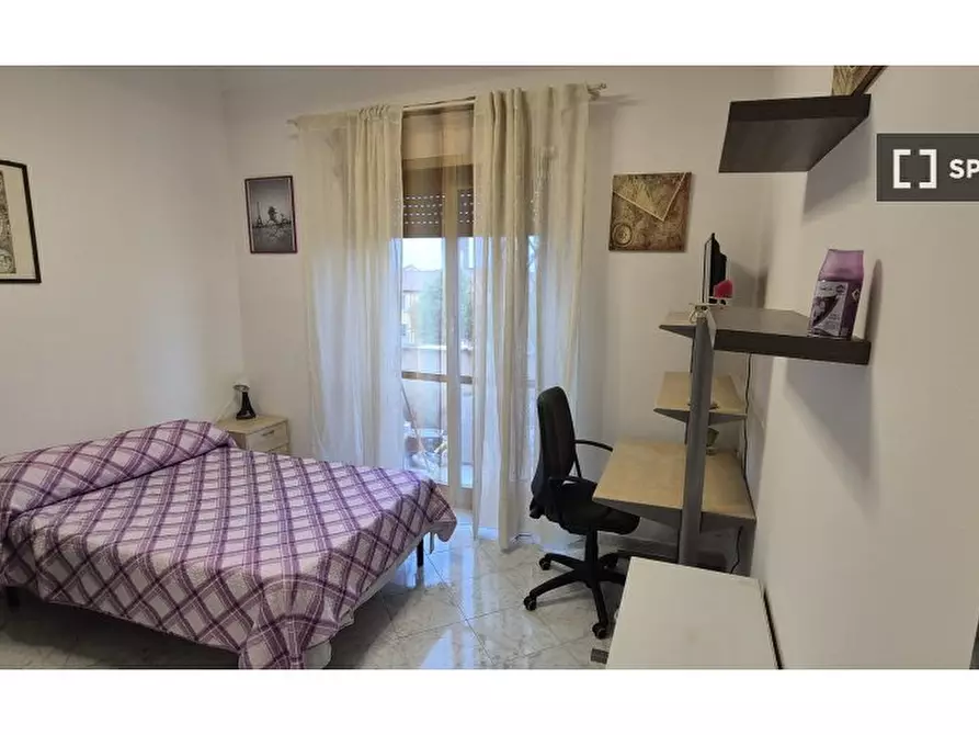 Immagine 5 di Camera condivisa in affitto  in Via Adriano Cecioni a Roma