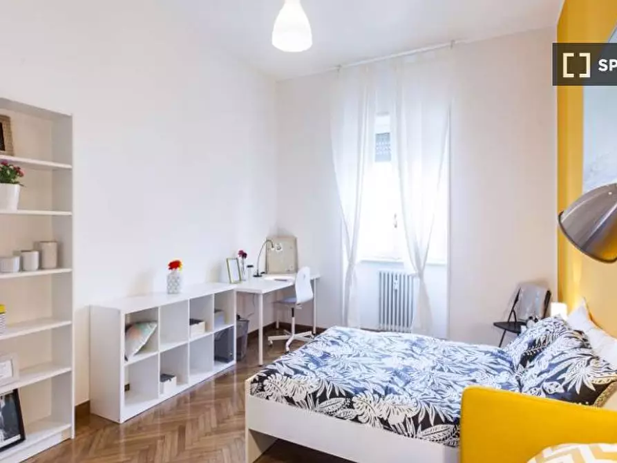 Immagine 5 di Camera condivisa in affitto  in Viale Emilio Caldara a Milano