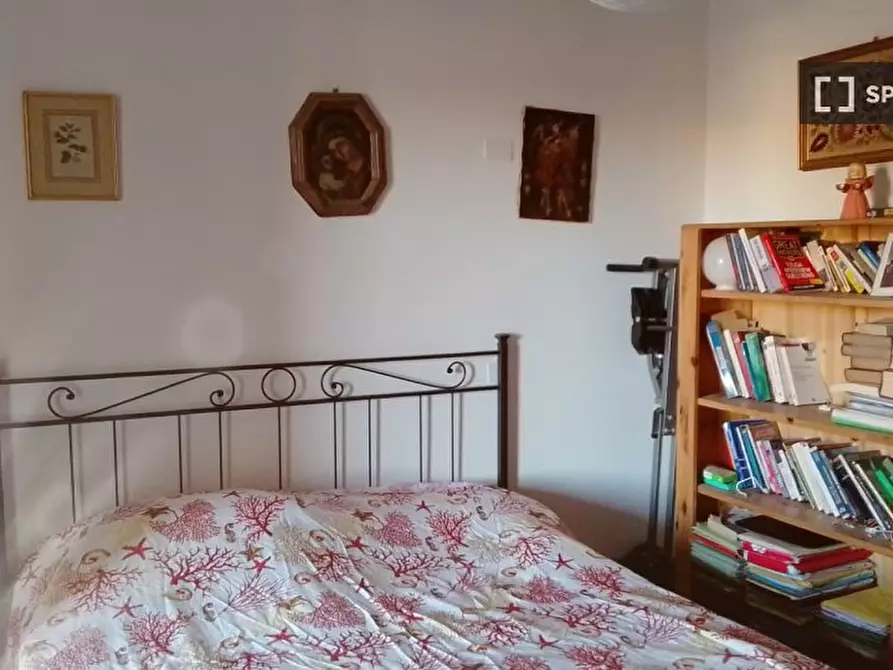 Immagine 2 di Camera condivisa in affitto  in Via Cassia a Roma