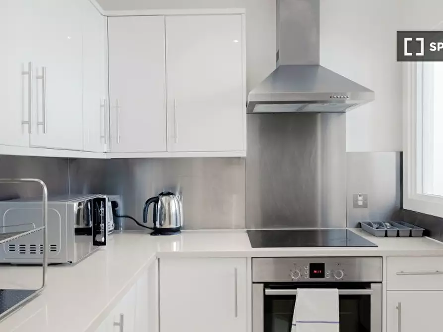 Immagine 7 di Appartamento in affitto  in Apartment a Kensington