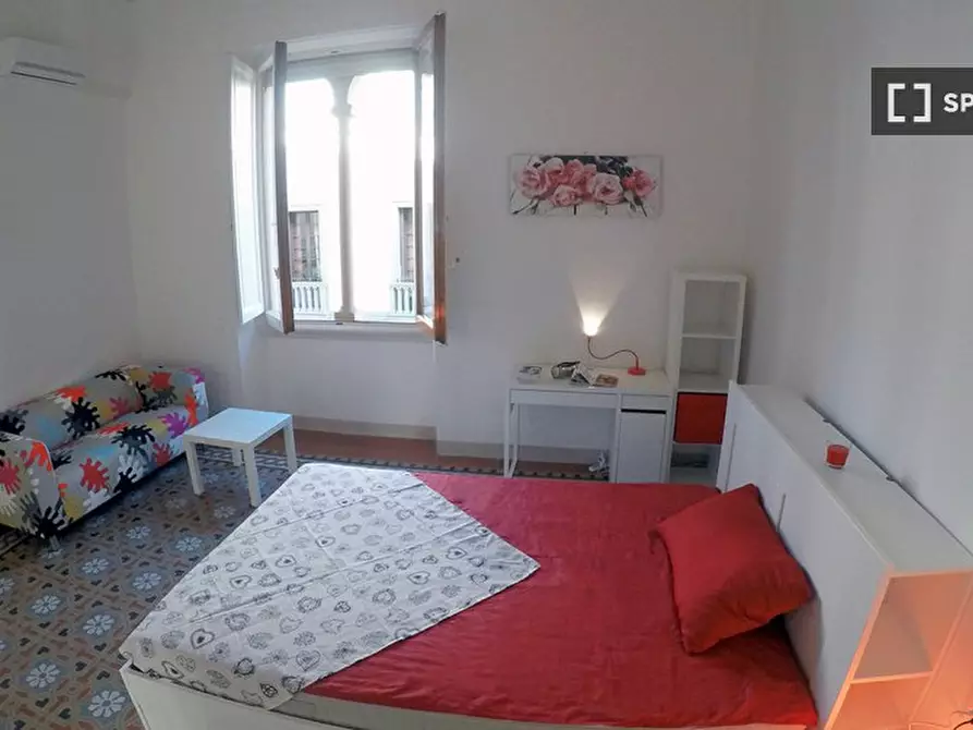 Immagine 5 di Camera condivisa in affitto  in Via Zara a Firenze