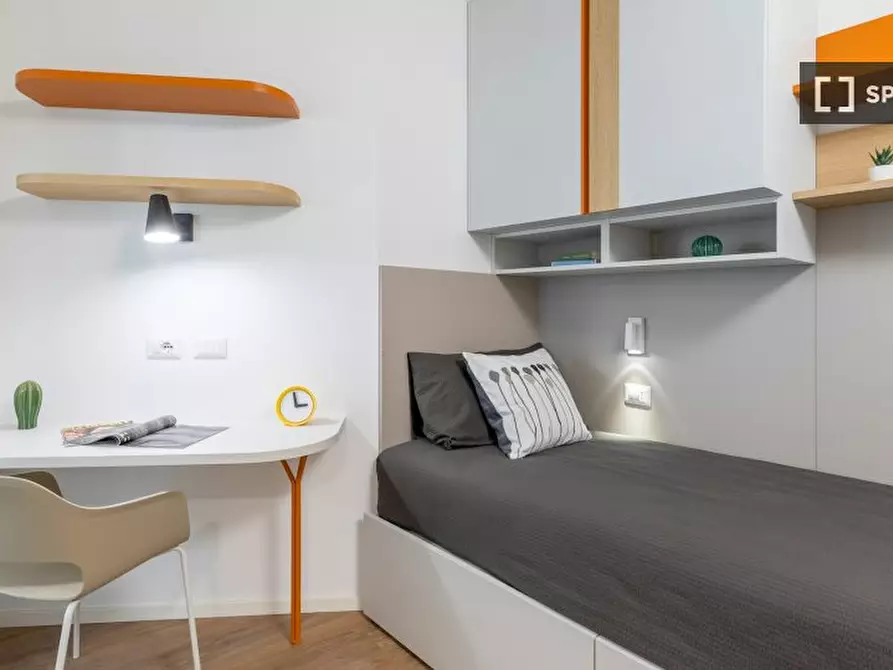 Immagine 3 di Camera condivisa in affitto  in San Giovanni a Trento