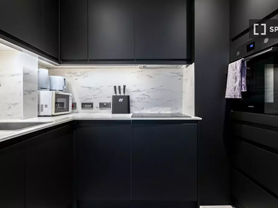 Immagine 5 di Appartamento in affitto  in Flat, Grenbeck Court, 30-34 Trebovir Rd, Kensington, London SW5 9NL, UK a Kensington