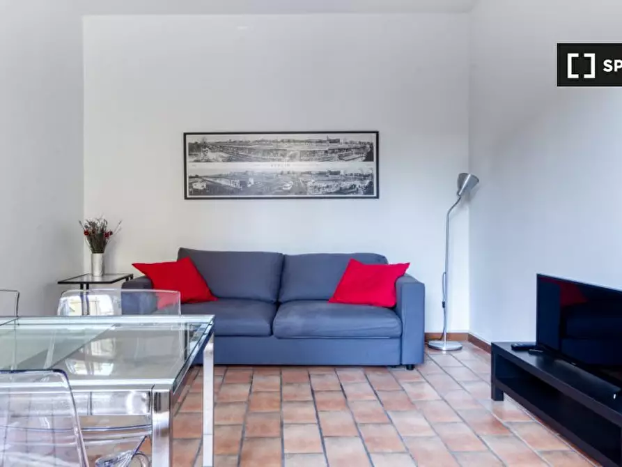 Immagine 1 di Appartamento in affitto  in Via Castiglione a Bologna