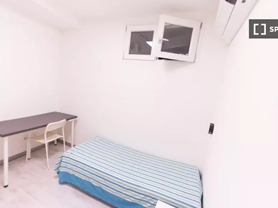 Immagine 3 di Camera condivisa in affitto  in Via Claudia a Milano