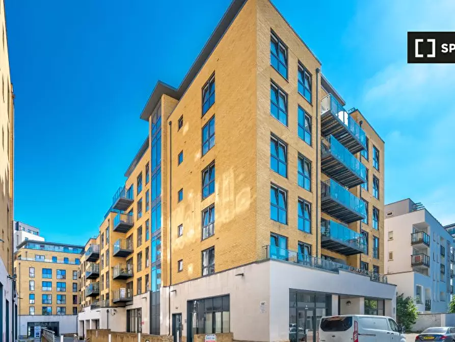 Immagine 2 di Appartamento in affitto  in Knightley Walk a Wandsworth