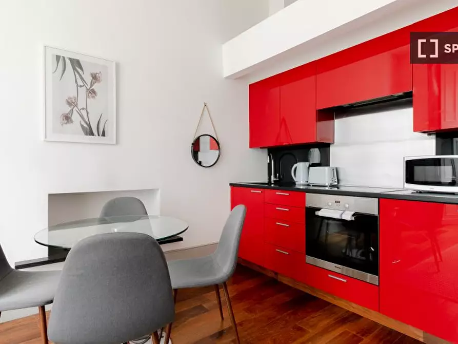 Immagine 14 di Appartamento in affitto  in Apartment a Kensington