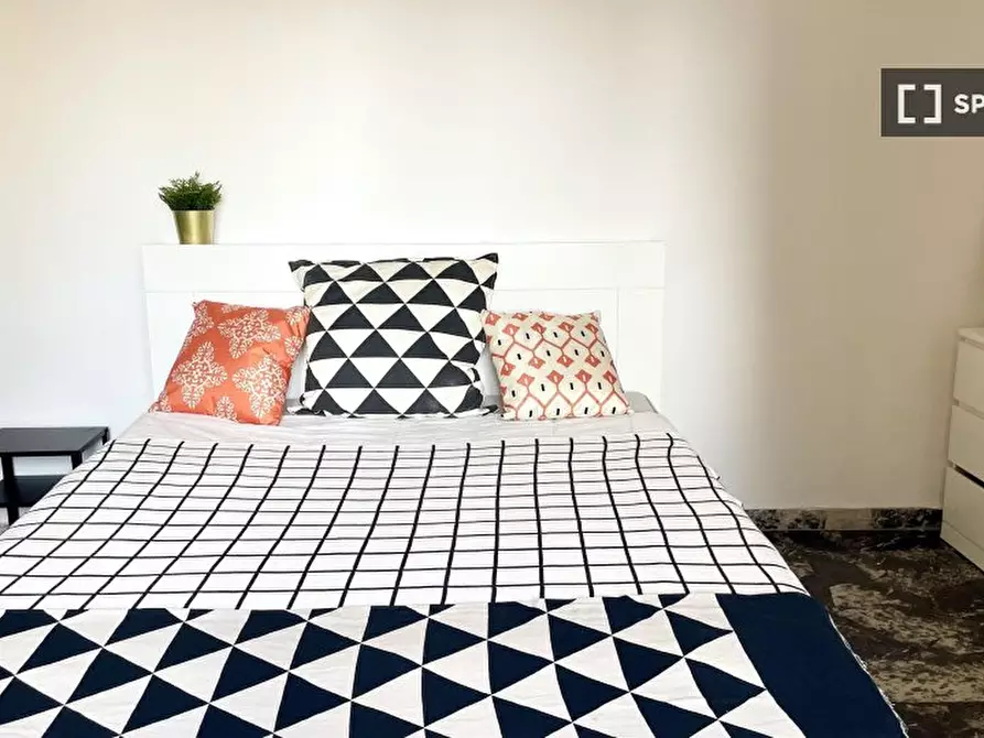 Immagine 7 di Camera condivisa in affitto  in VIA FRUSA/G a Firenze