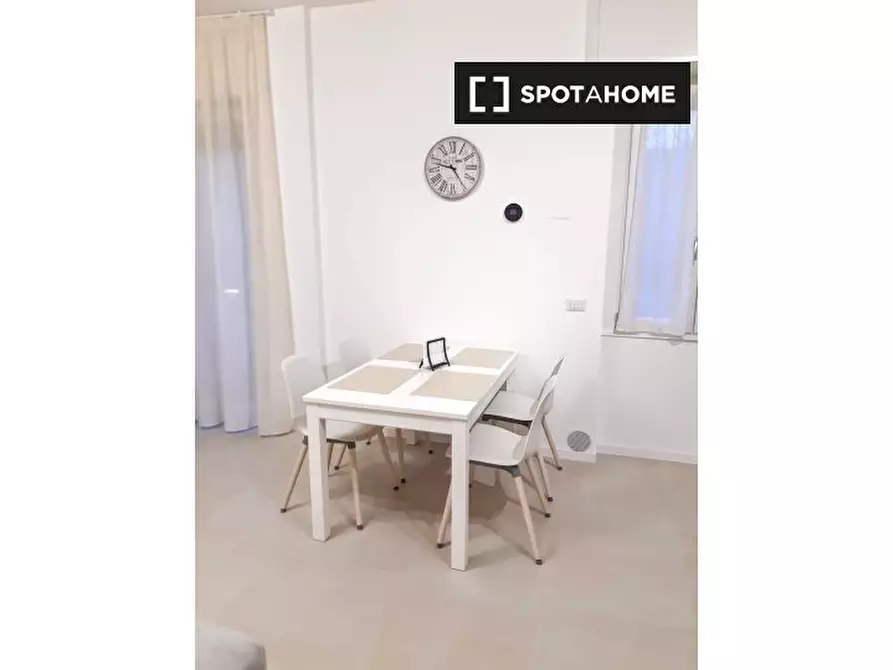 Immagine 9 di Appartamento in affitto  in Via Tavazzano a Milano