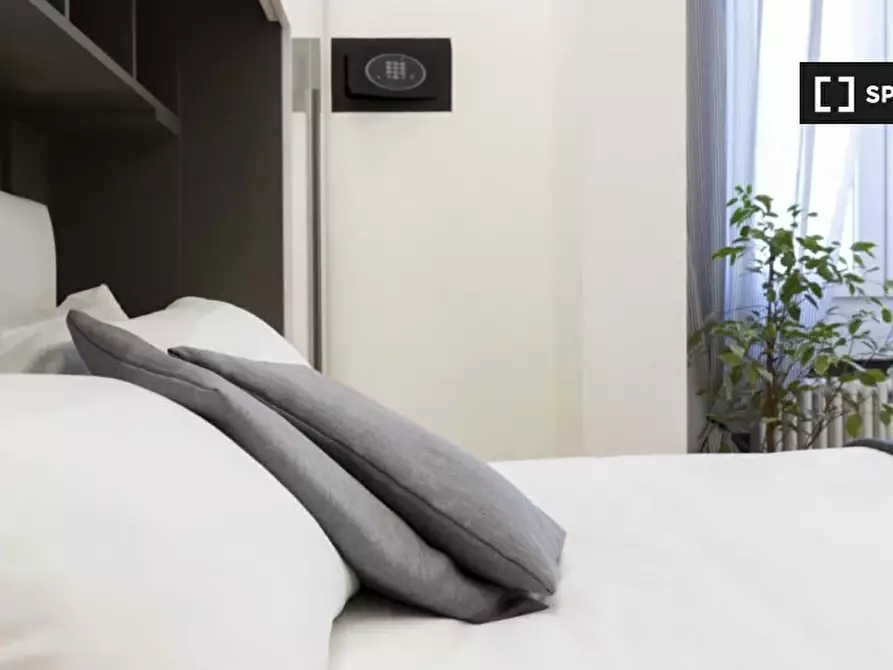 Immagine 14 di Appartamento in affitto  in Piazza Tirana a Milano