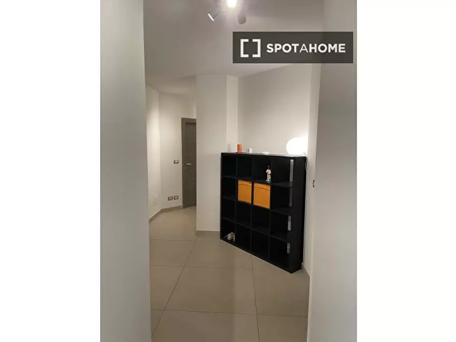 Immagine 7 di Camera condivisa in affitto  in Via Pasquale Frustaci a Napoli