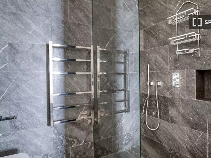Immagine 15 di Appartamento in affitto  in Principal Pl a Islington