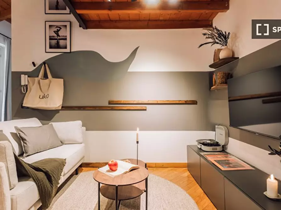 Immagine 16 di Appartamento in affitto  in Via dell'Orso a Milano