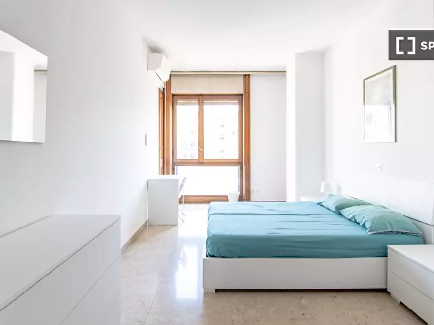 Immagine 4 di Camera condivisa in affitto  in Via Copernico a Milano