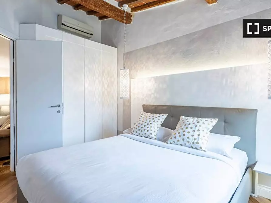 Immagine 13 di Appartamento in affitto  in Borgo S. Lorenzo a Firenze