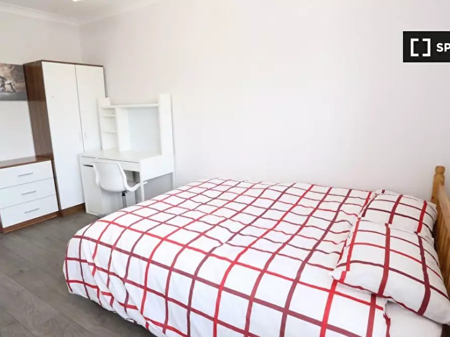 Immagine 2 di Camera condivisa in affitto  in Morant Street a Poplar