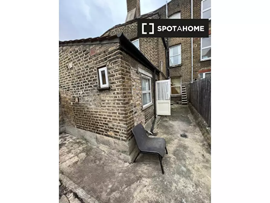 Immagine 8 di Camera condivisa in affitto  in Claremont Rd a Paddington