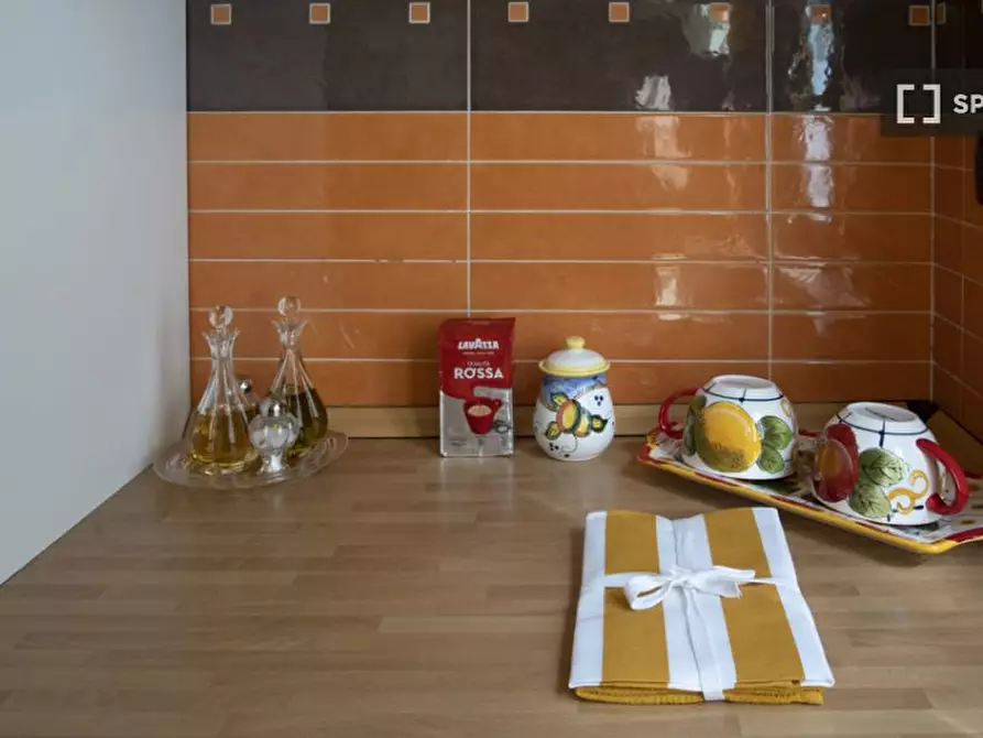 Immagine 7 di Appartamento in affitto  in Via Valle Borbera a Roma