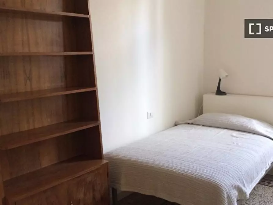 Immagine 2 di Camera condivisa in affitto  in Via Cesare Guasti a Firenze