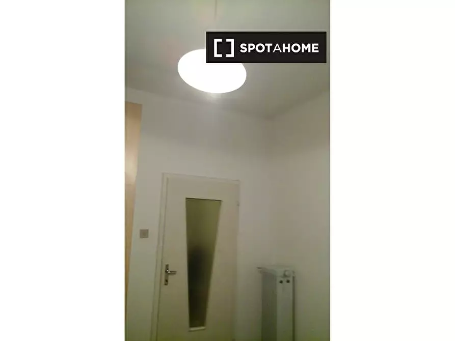 Immagine 4 di Camera condivisa in affitto  in Via Castelbarco a Trento