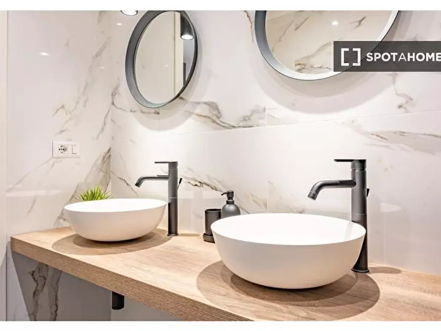 Immagine 11 di Appartamento in affitto  in Via Creta a Milano