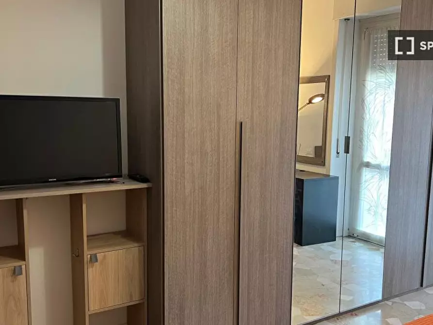 Immagine 16 di Appartamento in affitto  in Via Emilio de Marchi a Milano