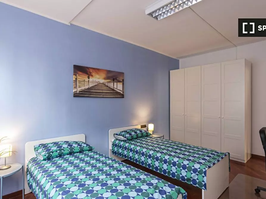 Immagine 1 di Camera condivisa in affitto  in Via Padova a Milano