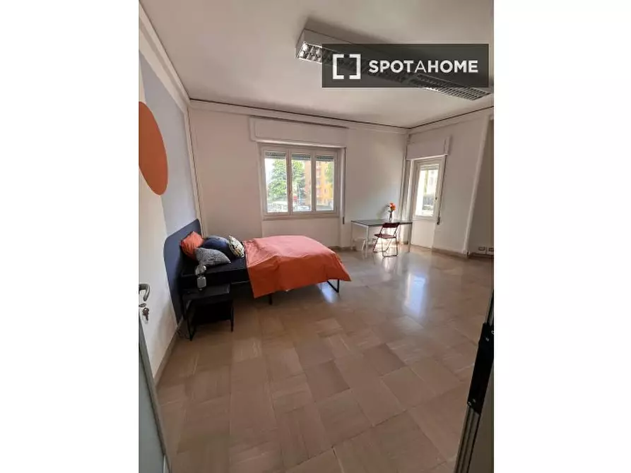 Immagine 14 di Camera condivisa in affitto  in Trento a Brescia