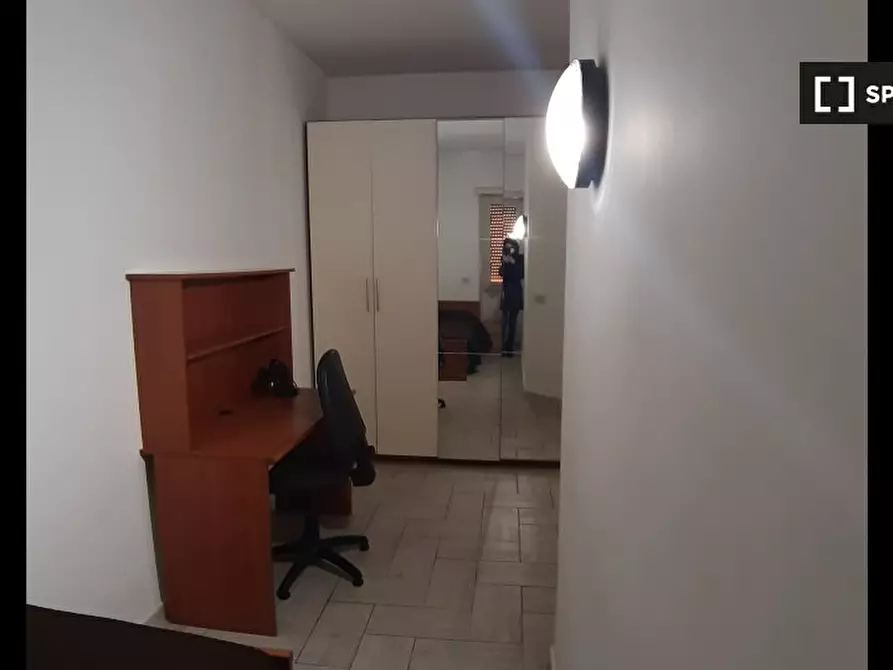 Immagine 5 di Camera condivisa in affitto  in Via Ugolino Cavalcabò a Roma
