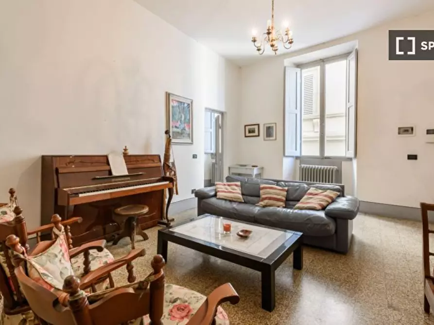 Immagine 2 di Appartamento in affitto  in Lungarno delle Grazie a Firenze