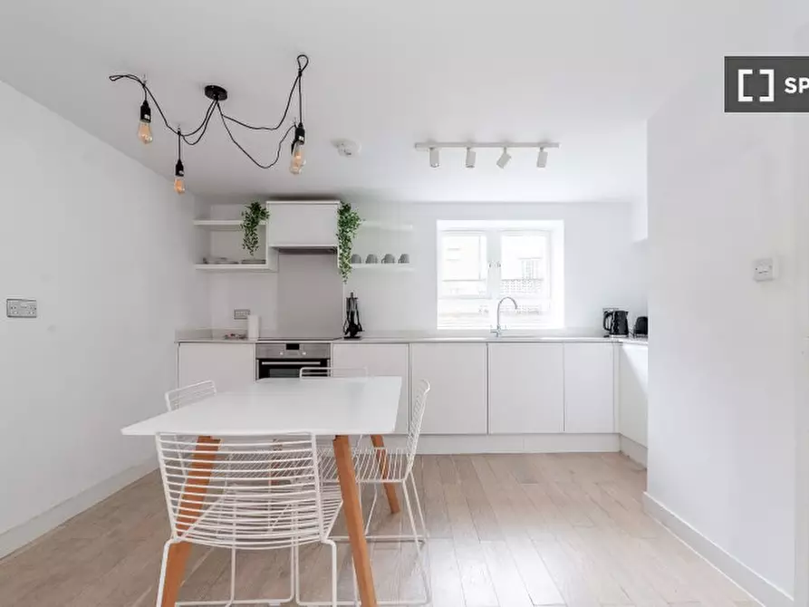 Immagine 6 di Appartamento in affitto  in Flat a 