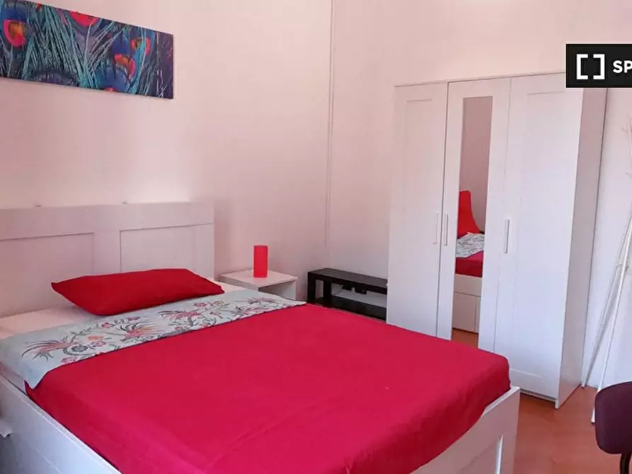 Immagine 2 di Camera condivisa in affitto  in Via IX Febbraio a Firenze