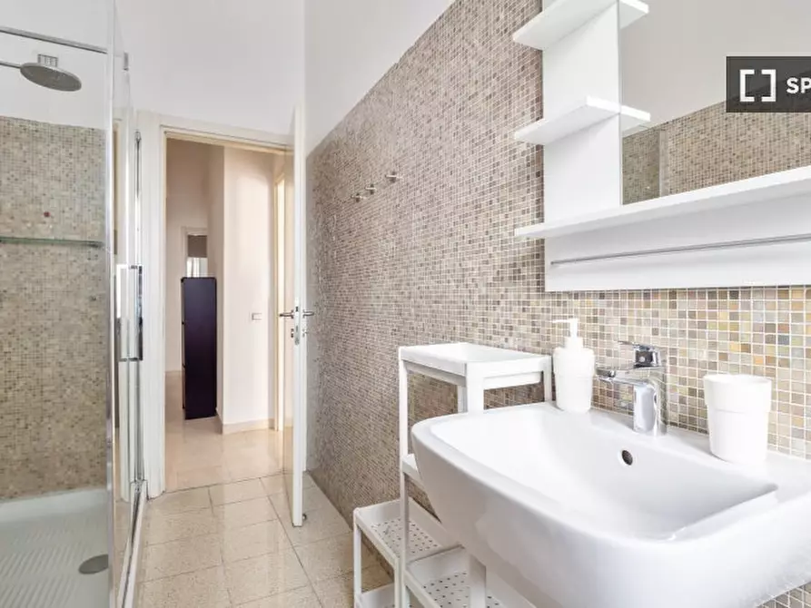 Immagine 9 di Camera condivisa in affitto  in Via Orti a Milano