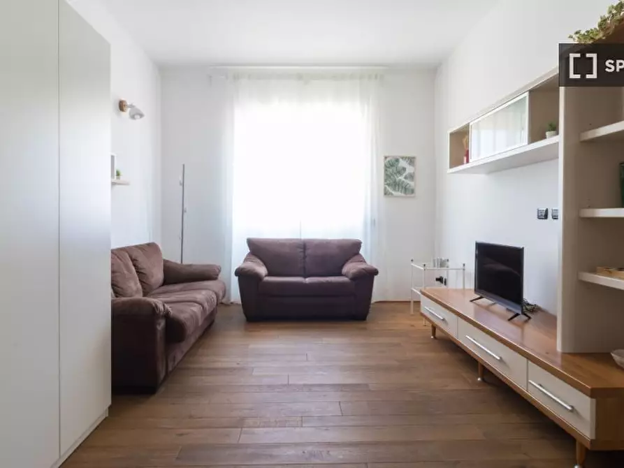 Immagine 13 di Appartamento in affitto  in Viale Corsica a Milano