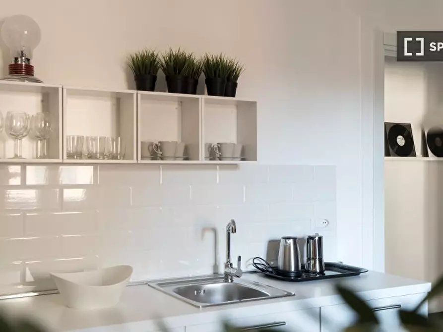 Immagine 2 di Appartamento in affitto  in Via Melzo a Milano