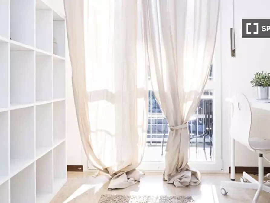 Immagine 7 di Camera condivisa in affitto  in Viale Carlo Espinasse a Milano