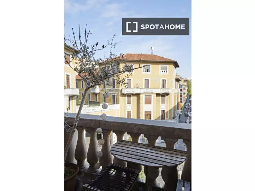 Immagine 12 di Appartamento in affitto  in Via Giulio Belinzaghi a Milano