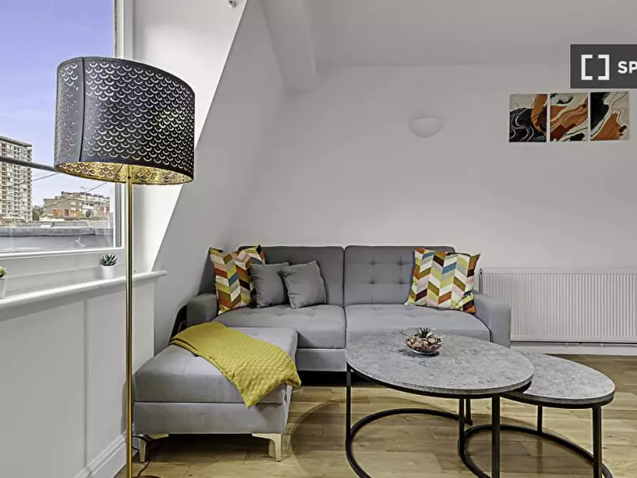 Immagine 7 di Appartamento in affitto  in Norfolk Place a Paddington