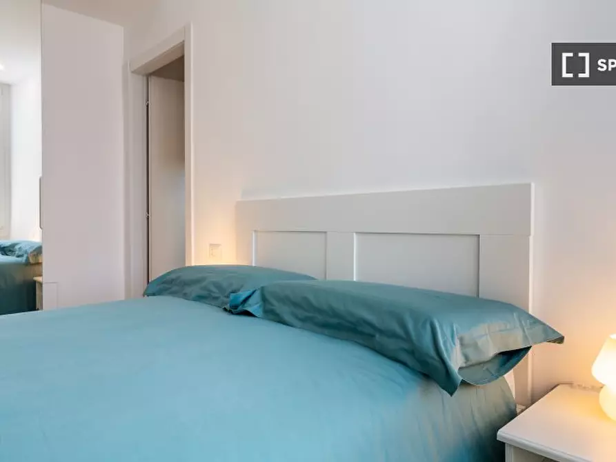 Immagine 18 di Appartamento in affitto  in Viale Nazario Sauro a Milano