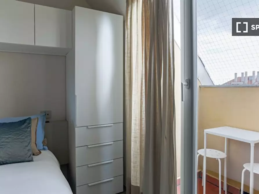 Immagine 15 di Appartamento in affitto  in Via Doberdò a Milano