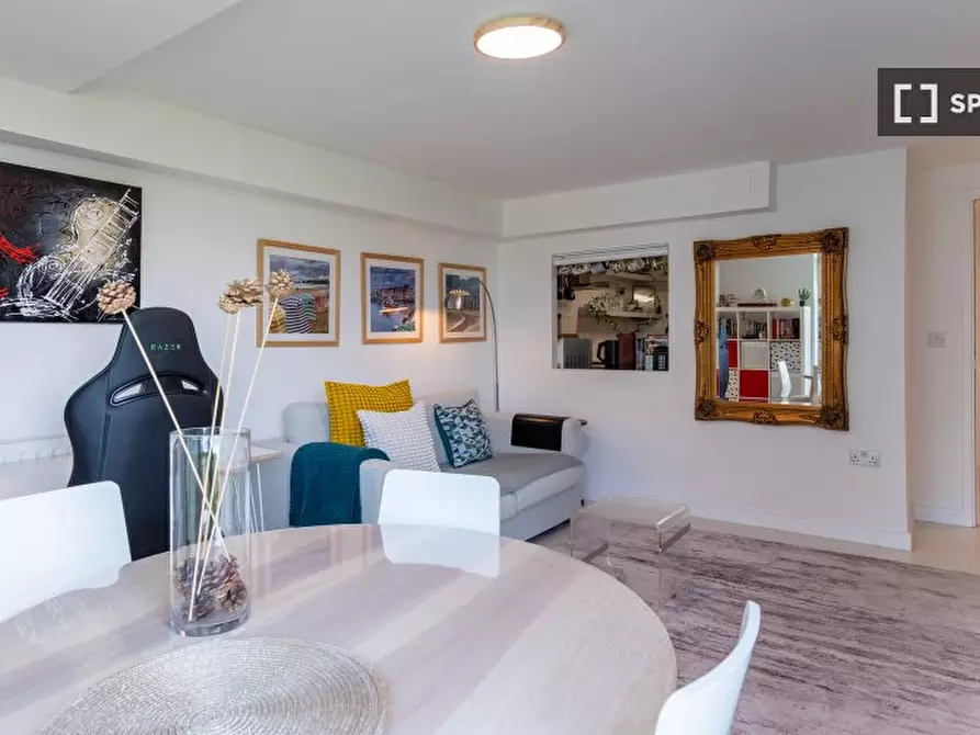 Immagine 5 di Appartamento in affitto  in Alfred Road a Paddington