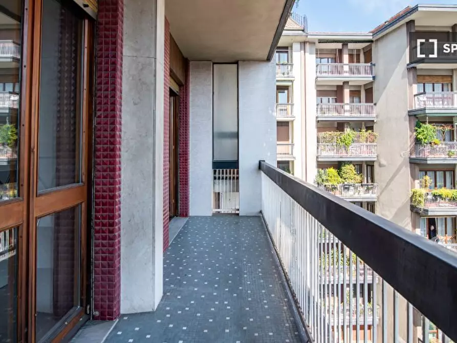 Immagine 10 di Camera condivisa in affitto  in Via Copernico a Milano