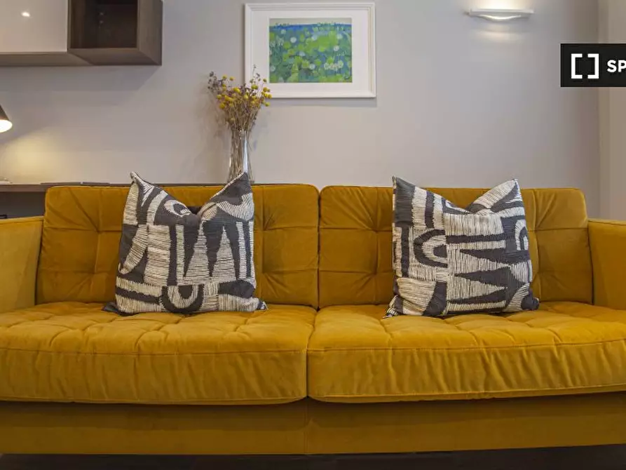 Immagine 13 di Appartamento in affitto  in Livonia Street a 