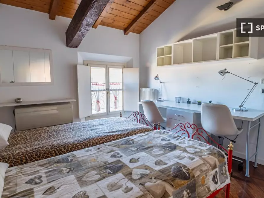 Immagine 2 di Appartamento in affitto  in Via Giuseppe Massarenti a Bologna