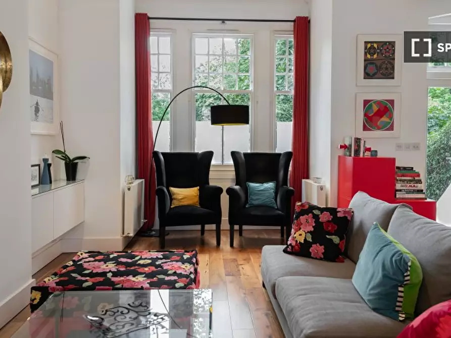 Immagine 1 di Appartamento in affitto  in Leathwaite Rd a Wandsworth