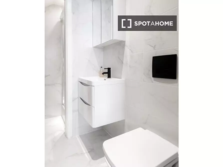 Immagine 6 di Ufficio in affitto  in Flat a Kensington