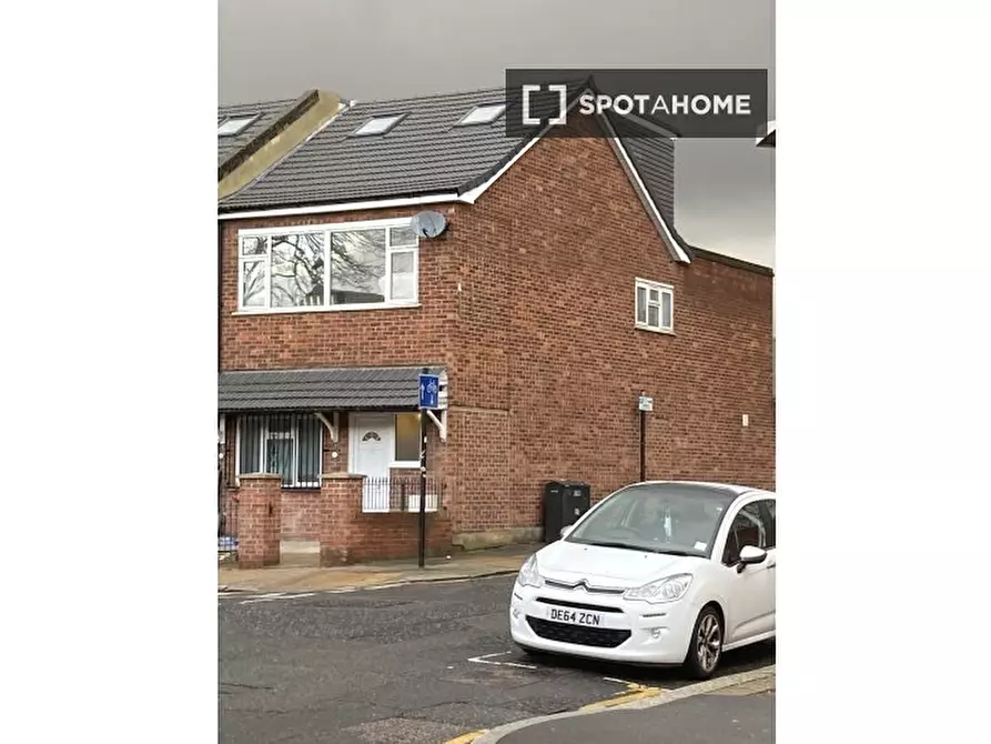 Immagine 7 di Camera condivisa in affitto  in Keogh Rd a Stratford