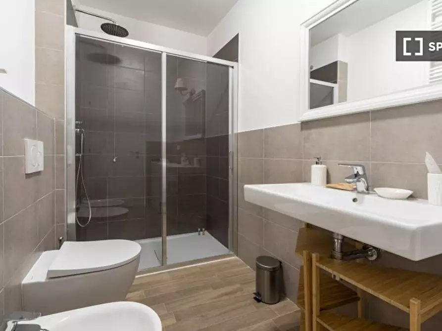 Immagine 4 di Appartamento in affitto  in Via Giuseppe Massarenti a Bologna